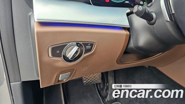 Mercedes-Benz E-Class 2021, фото 17