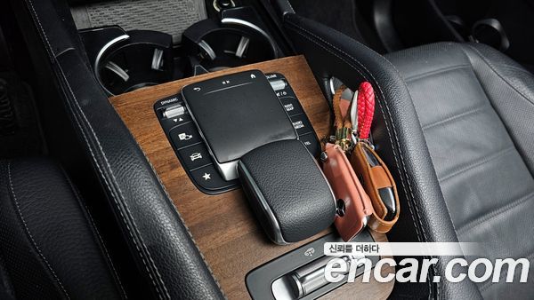 Mercedes-Benz GLE 2021, фото 16