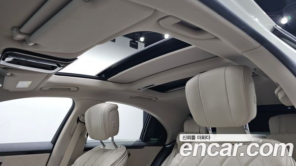 Mercedes-Benz S-Class 2022, фото 19
