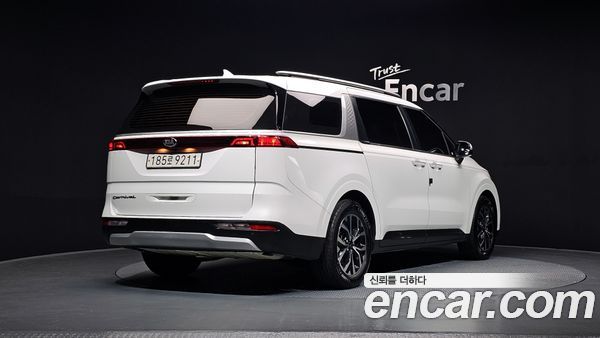 Kia Carnival 2021, фото 2