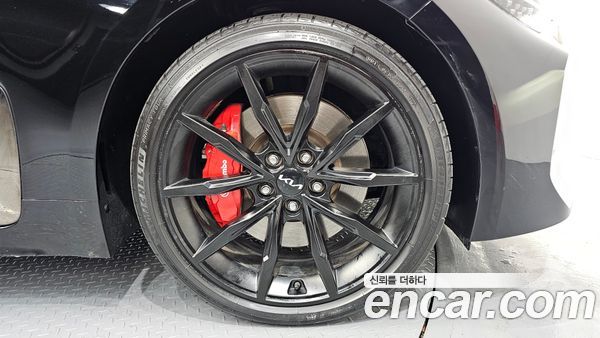 Kia Stinger 2023, фото 5