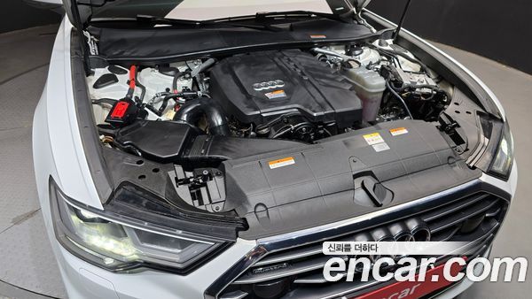 Audi A6 2023, фото 6