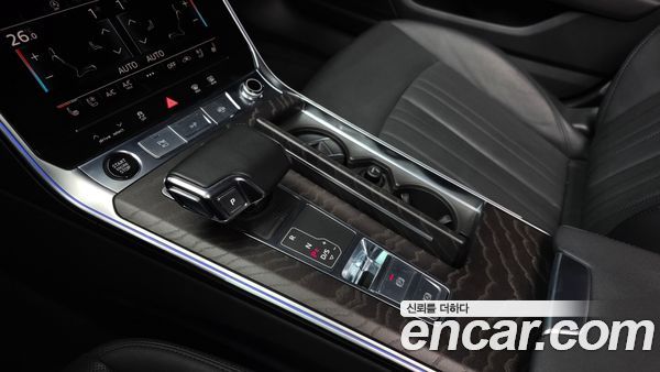 Audi A6 2023, фото 9