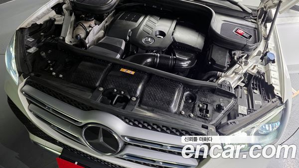 Mercedes-Benz GLE 2023, фото 6