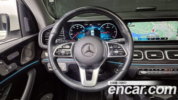 Mercedes-Benz GLE 2023, фото 13
