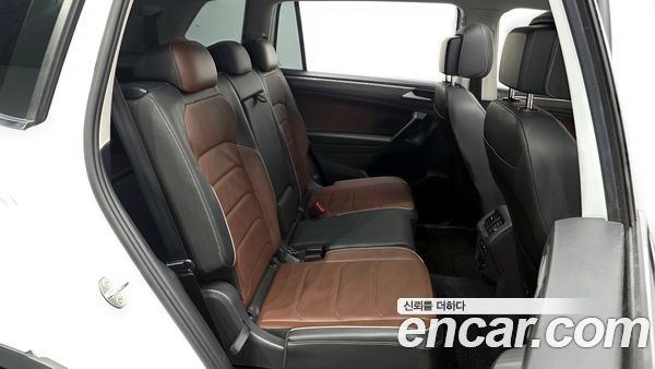 Volkswagen Tiguan 2023, фото 12
