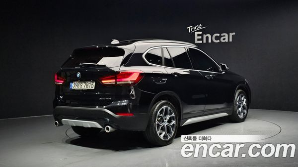 BMW X1 2021, фото 2