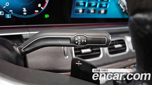 Mercedes-Benz GLS 2022, фото 9