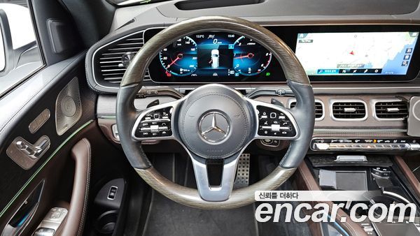 Mercedes-Benz GLS 2022, фото 13
