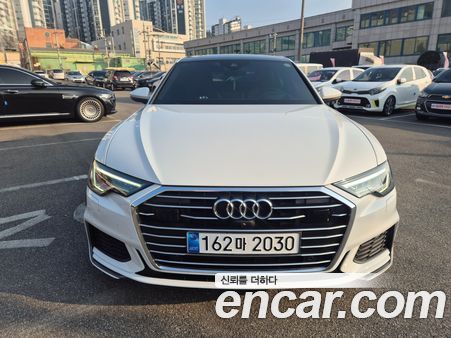 Audi A6 2020, фото 2