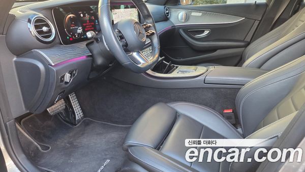 Mercedes-Benz E-Class 2021, фото 9