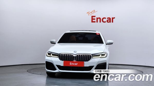 BMW 5 Series 2022, фото 3
