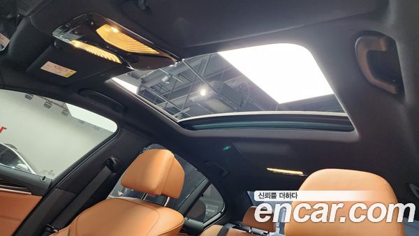 BMW 5 Series 2022, фото 17