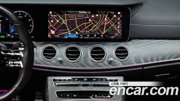 Mercedes-Benz E-Class 2022, фото 14