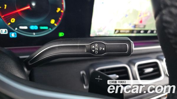 Mercedes-Benz GLE 2022, фото 9