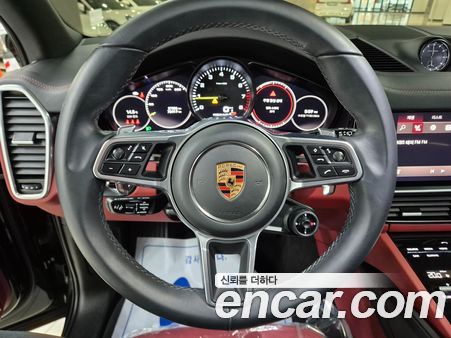 Porsche Cayenne 2023, фото 9