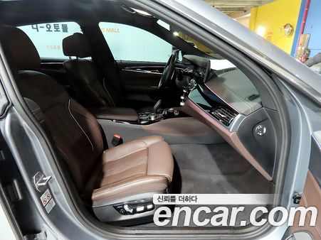 BMW Gran Turismo 2023, фото 17