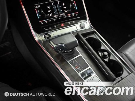 Audi A6 2021, фото 9