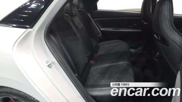 Hyundai Elantra 2022, фото 11