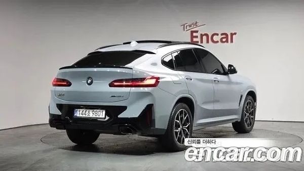 BMW X4 2022, фото 2