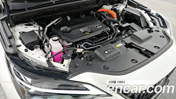 Lexus NX 2025, фото 6