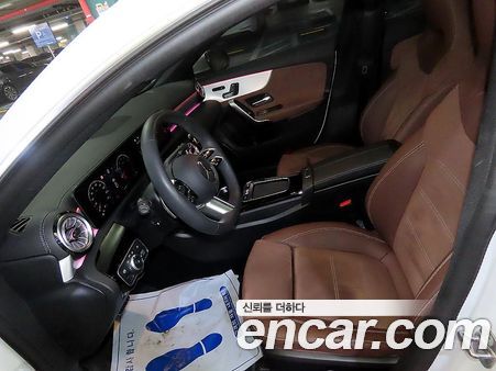 Mercedes-Benz CLA 2024, фото 6