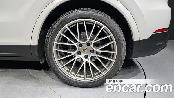 Porsche Cayenne 2022, фото 5