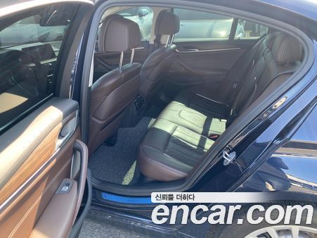 BMW 5 Series 2020, фото 14