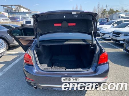 BMW 5 Series 2020, фото 15