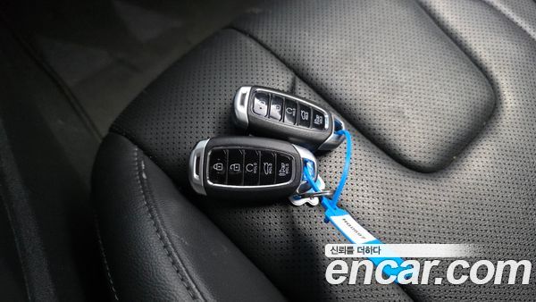 Hyundai Elantra 2023, фото 20