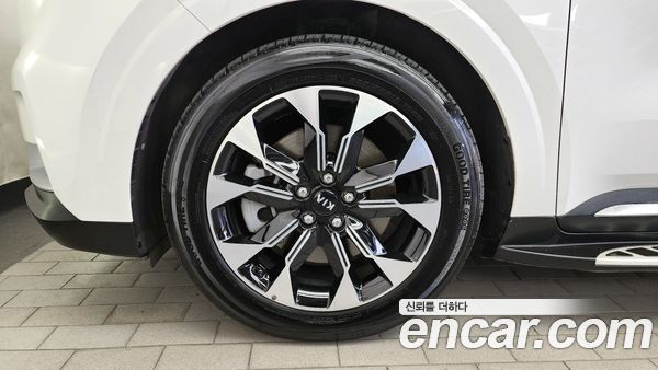 Kia Carnival 2021, фото 5