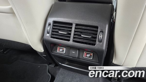 Land Rover Discovery Sport 2023, фото 20