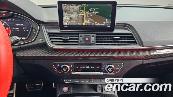 Audi SQ5 2020, фото 14