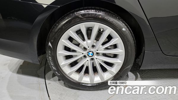 BMW 5 Series 2022, фото 5