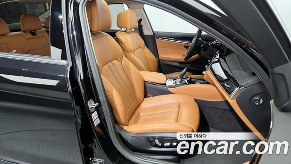 BMW 5 Series 2022, фото 12
