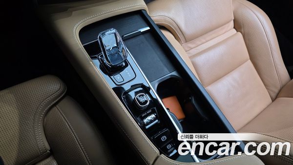Volvo XC90 2021, фото 9