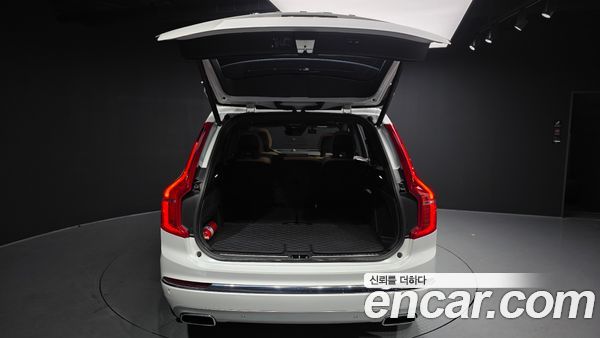 Volvo XC90 2021, фото 20