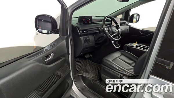 Hyundai Staria 2023, фото 10