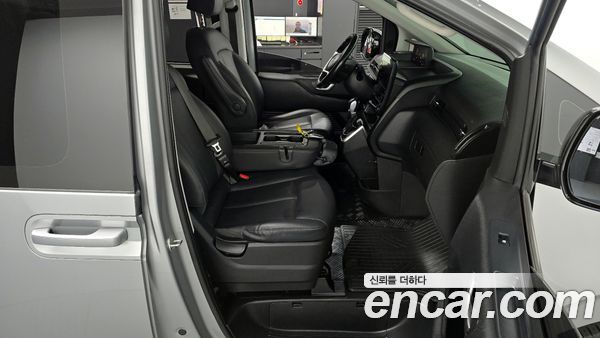 Hyundai Staria 2023, фото 11