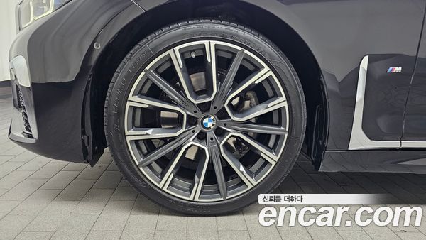 BMW 7 Series 2020, фото 5