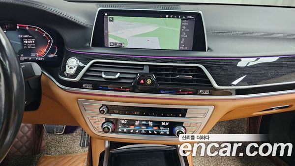 BMW 7 Series 2020, фото 13