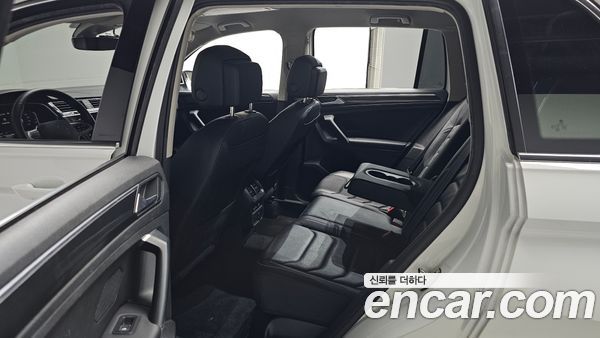 Volkswagen Tiguan 2021, фото 15