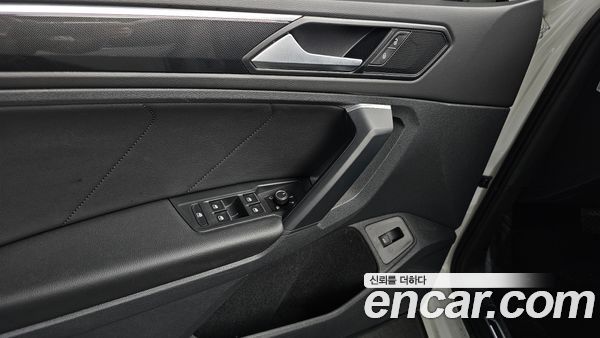Volkswagen Tiguan 2021, фото 30