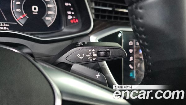 Audi A6 2020, фото 24