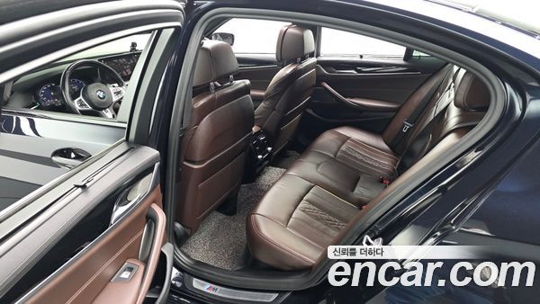BMW 5 Series 2022, фото 12