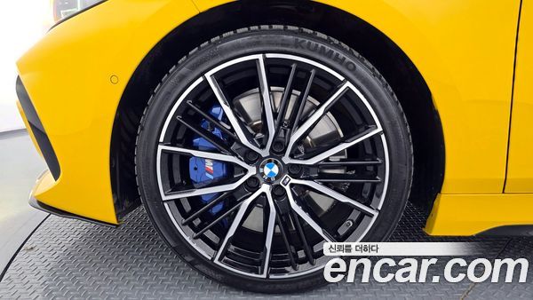 BMW 1 Series 2022, фото 5