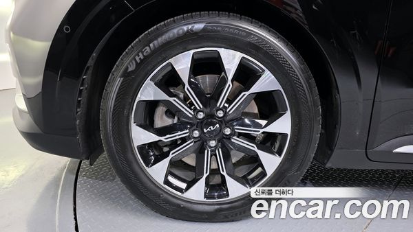 Kia Carnival 2023, фото 5