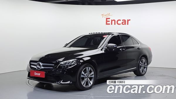 Mercedes-Benz C-Class 2020