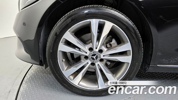 Mercedes-Benz C-Class 2020, фото 5