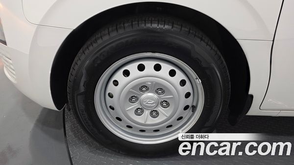 Hyundai Staria 2023, фото 5
